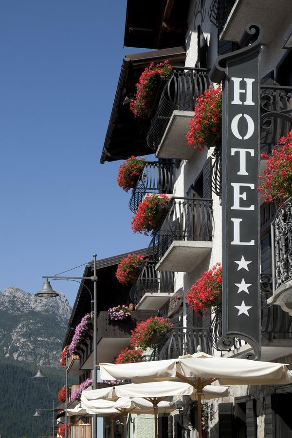 Il Cavallino - Albergo & Appartamenti Sappada Exterior foto